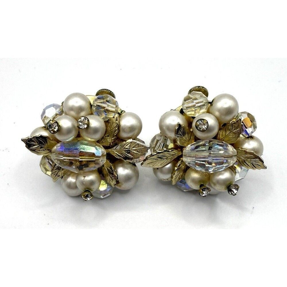 Vtg Vendome Gold Tone Leaf Pearls Crystal Earrings Clip On Screw Back Old Money 20$
